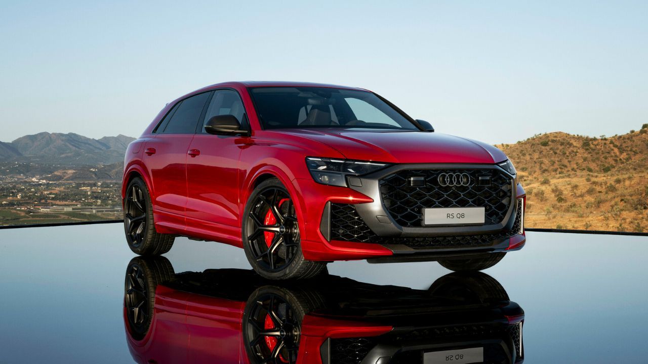 Audi RS Q8 Performance - Car Image
