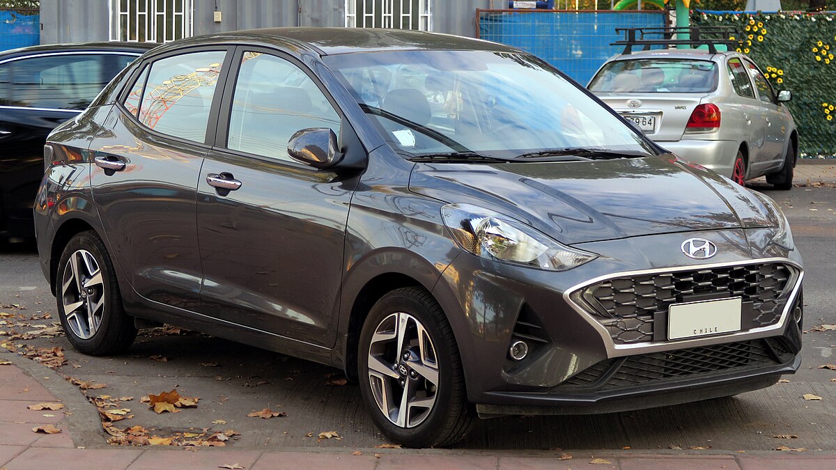 Hyundai Aura - Car Image